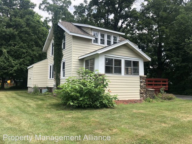 Building Photo - 3 br, 1.5 bath House - 1006 Cold Springs Rd