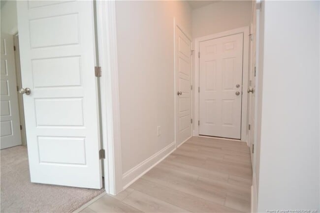 Building Photo - 1509 Village Hall Ln