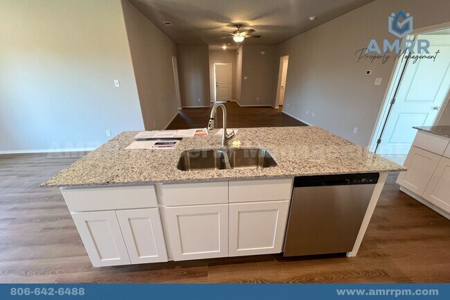 Building Photo - New Beginnings Start with AMRR: 3 bedroom Home in Greenwood ISD!