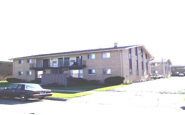 Building Photo - Diplomat Apartments