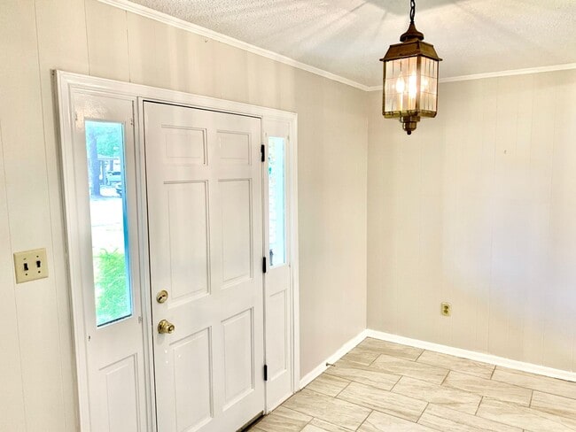 Building Photo - Magellan Neighborhood