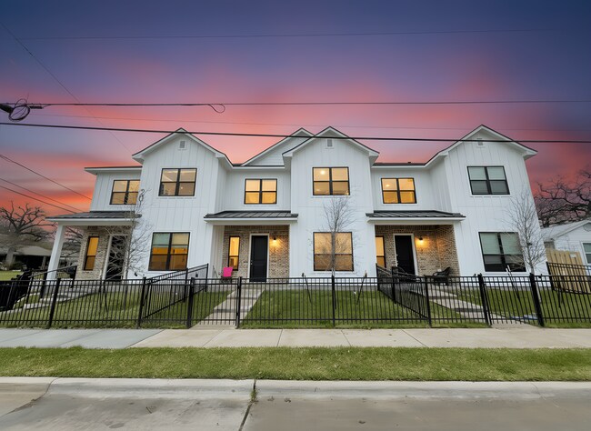 Foto del edificio - 201 Fairway Dr