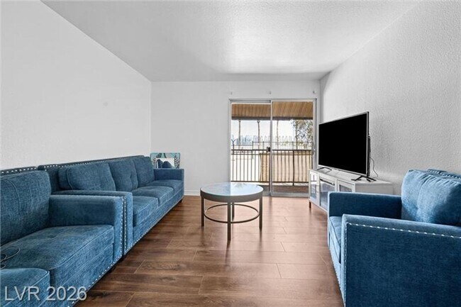 Building Photo - 4450 Sandy River Dr