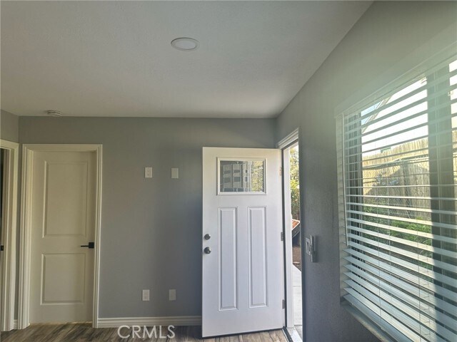 Foto del edificio - 620 Wilshire Pl