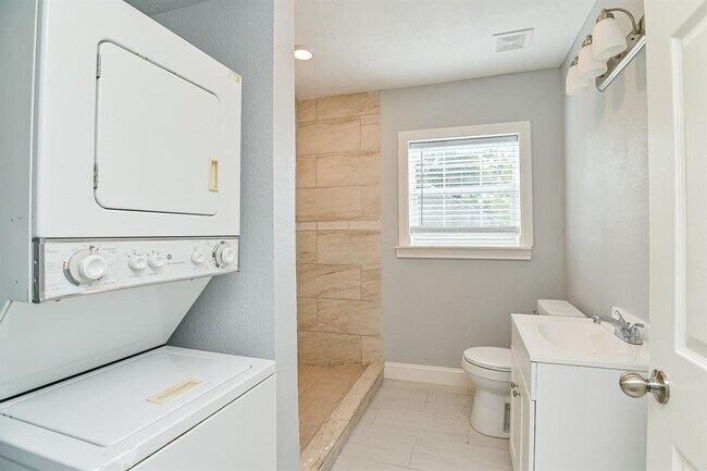 Foto del edificio - 4402 Jefferson St