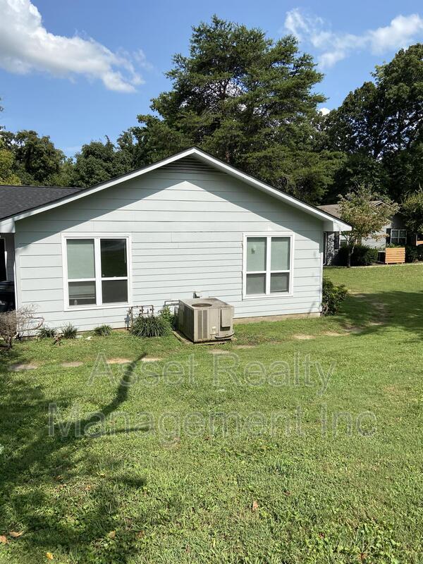 Photo - 718 Shadycrest Dr Apartment