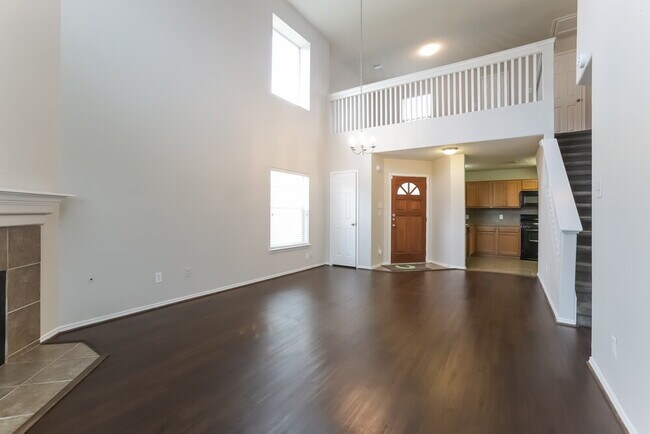 Foto del edificio - 20518 Holly Barr Ln