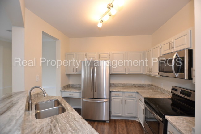Foto del edificio - 660 Gateway Dr SE