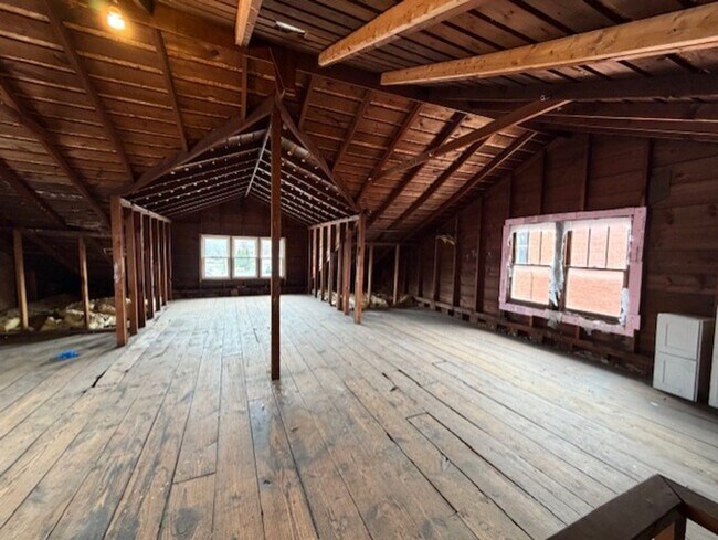 Foto del edificio - House for Rent in Canton