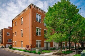 Building Photo - 351 E 25th Pl