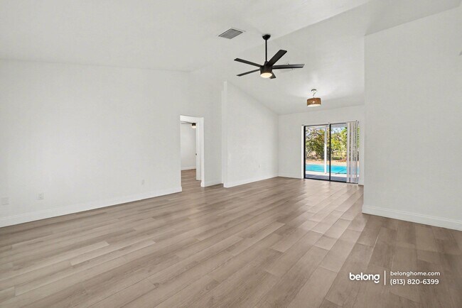 Building Photo - 2910 Country Club Blvd