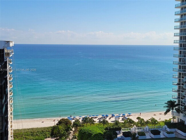 Foto del edificio - 6422 Collins Ave