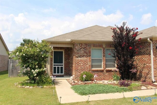 Foto del edificio - 2438 Belltown Dr SW