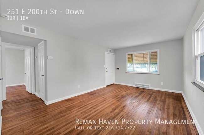 Building Photo - 251 E 200th St