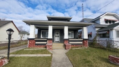 Building Photo - 733 Black Ave