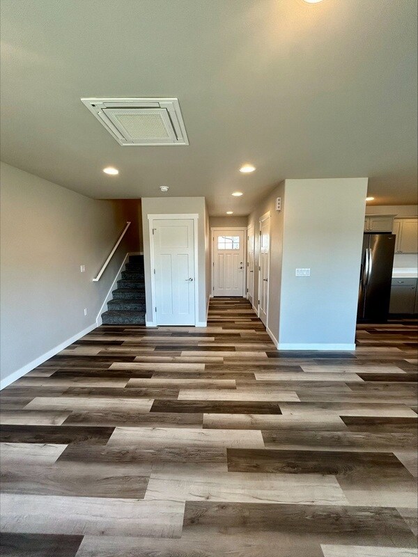 Foto del edificio - 610 Mead Ave