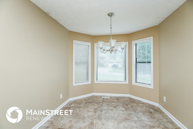 Foto del edificio - 5561 Deerfield Pl