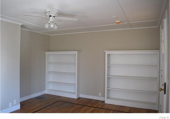 Living Room - 4 Grand St