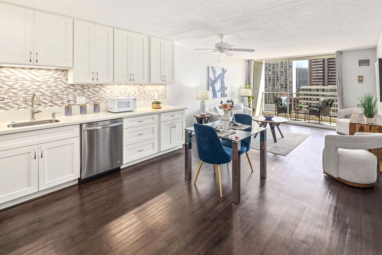 Foto principal - Remodeled One Bedroom One Bath at Villa on...