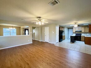 Building Photo - 145 Pinto Pl