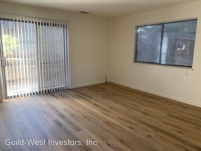 Building Photo - 2 br, 1.5 bath House - 6159 Merrywood