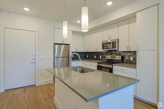 2BR, 2BA - 1,059SF - Kitchen - Arbor Park Senior Living