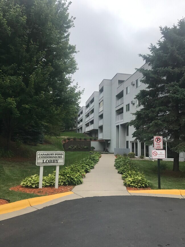 Building Photo - 175 County Road B2 E