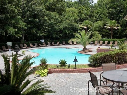 Primary Photo - 700 Daniel Ellis Dr