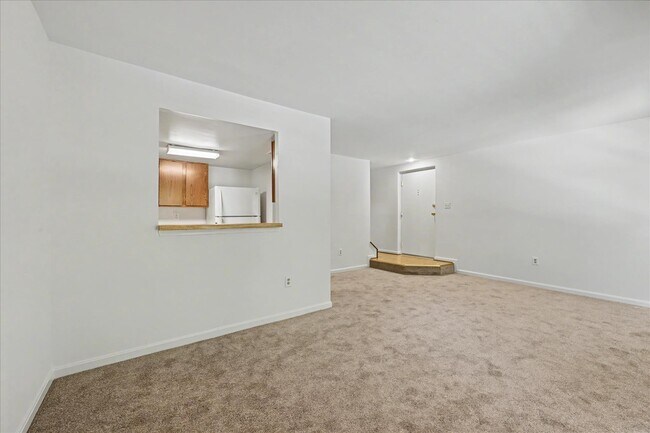 Foto del edificio - 1410 Greendale Ct