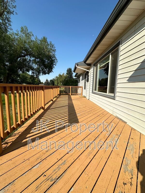 Foto del edificio - 710 48th St S