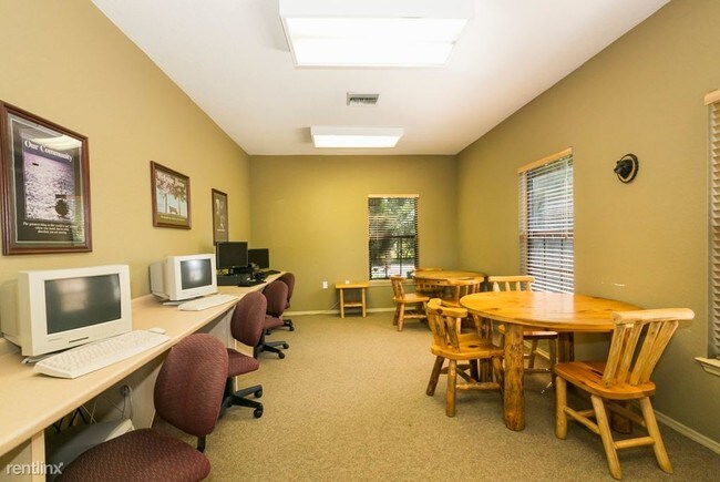 Building Photo - 2007 Brandon Crossing Cir