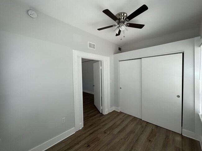Foto del edificio - 2861 2nd Ave S