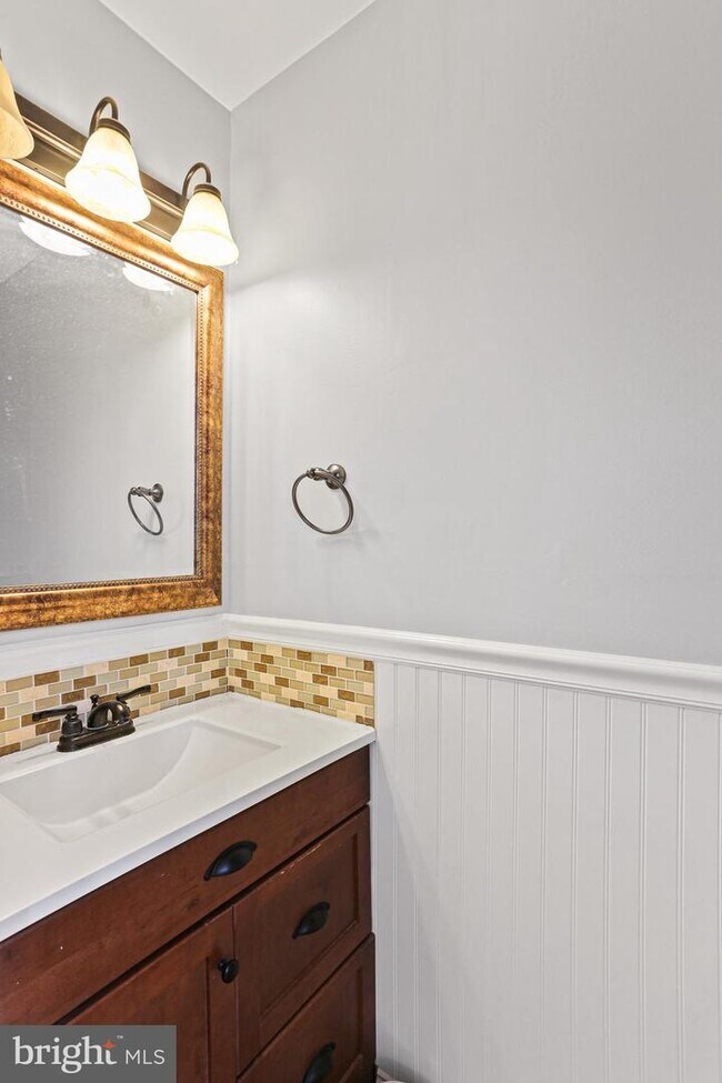 Building Photo - 8579 Harvest View Ct