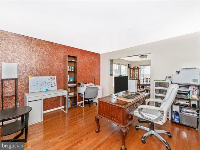 Foto del edificio - 8403 Black Willow Ct