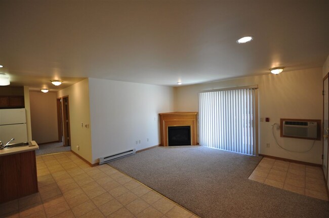 Building Photo - 4541 Jeffers Rd