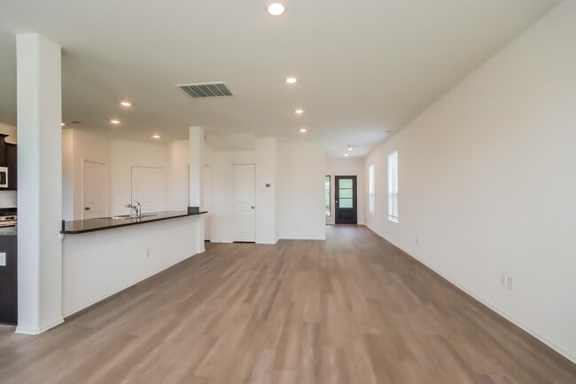 Building Photo - 18940 Caney Frst Dr