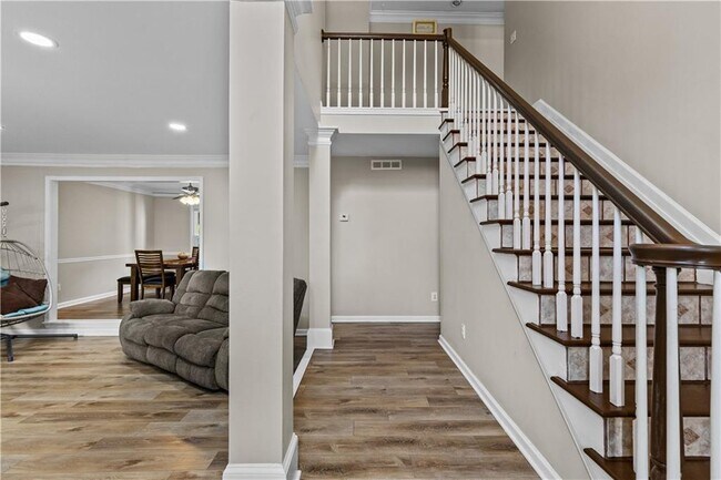 Foto del edificio - 2238 Roseberry Ln