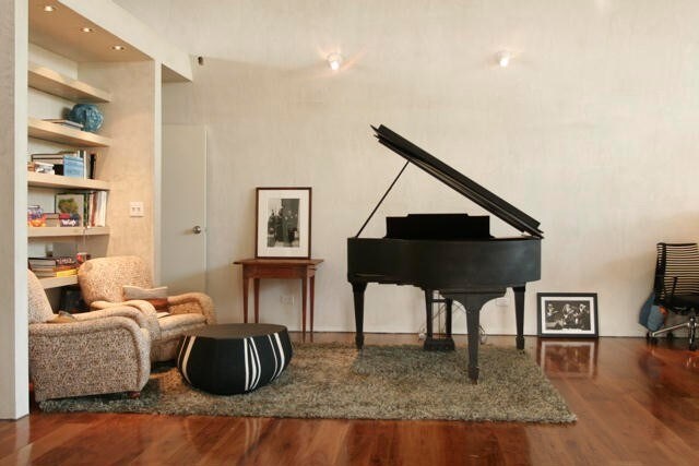 Área de estar - 818 1/2 California Ave