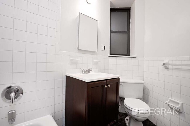 Foto del edificio - 207 Sullivan St