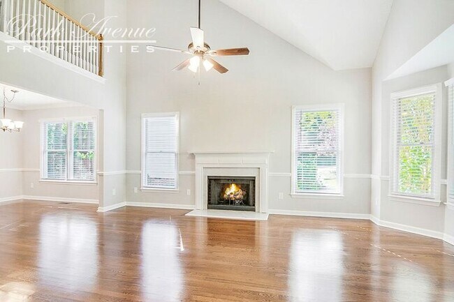 Building Photo - 5012 Royal Dornoch Dr