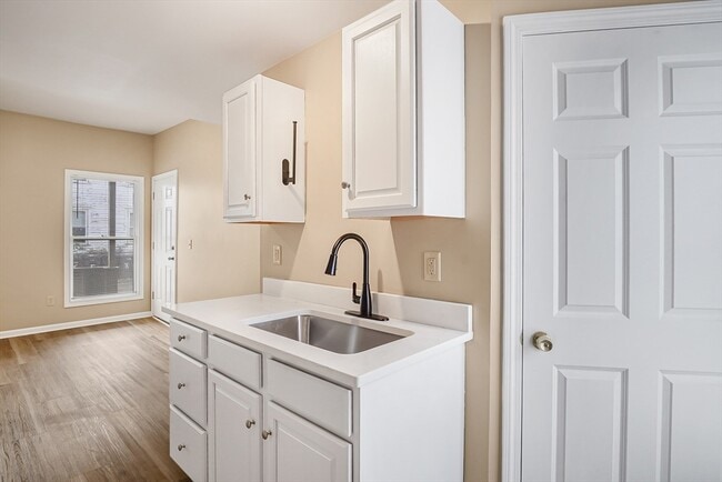 Foto del edificio - 12 Franklin Ave