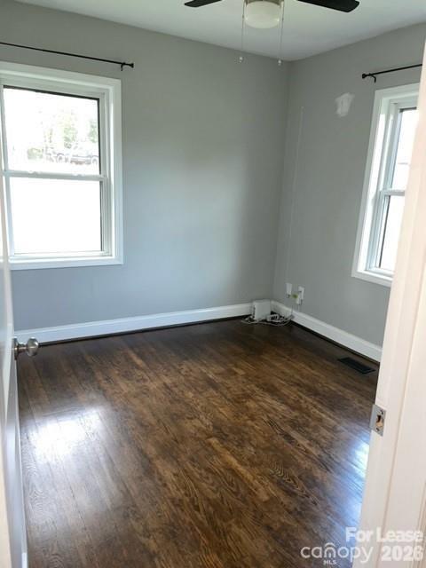 Foto del edificio - 2520 Brentwood Pl