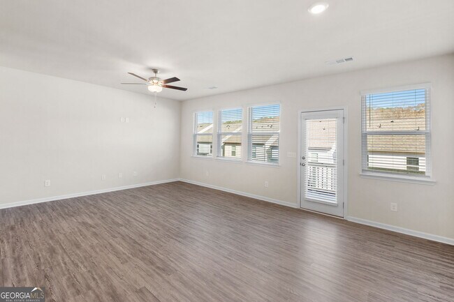 Foto del edificio - 392 Whitetail Cir