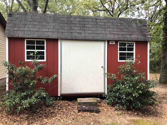 Foto del edificio - 125 Bluebird Glen