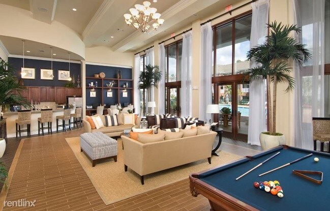 Building Photo - 3720 College Park Dr