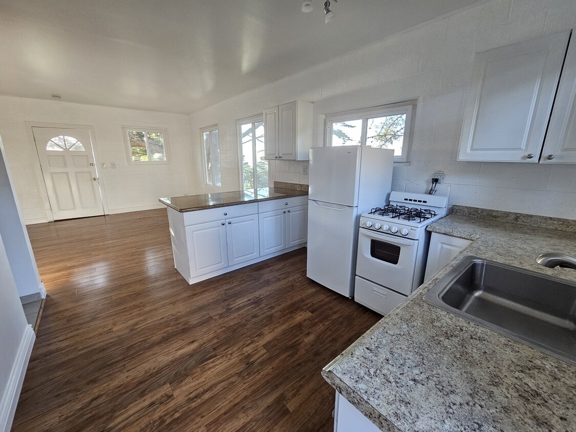 Photo - 425 Talbot Ave (Pacifica, CA)