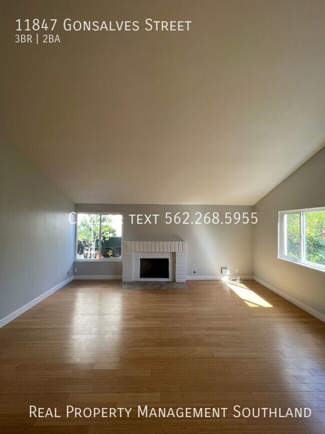 Building Photo - Beautifully Renovated 3/2 Home for Rent in...