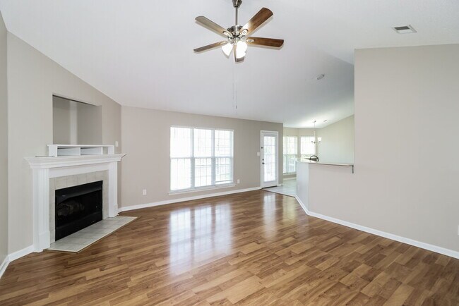 Foto del edificio - 2744 Dry Well Cove