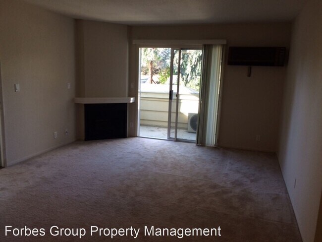 Building Photo - 2677 Somerset Park Cir