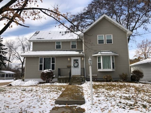 Building Photo - 3 br, 2.5 bath House - 154 River Road